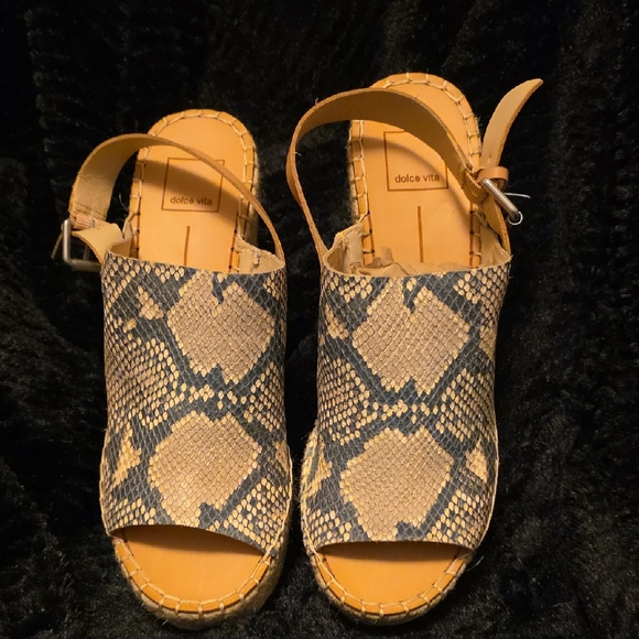 Dolce Vita Blue and Tan Snakeskin Mules - Picture 1 of 6